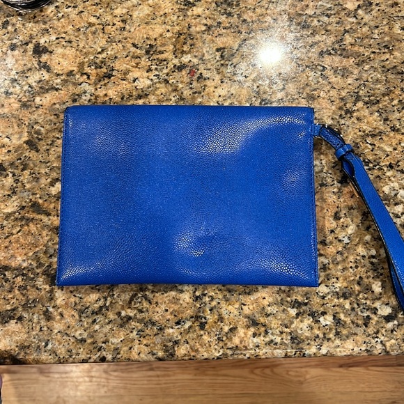 Blue Stella and Dot wristlit - Picture 2 of 4